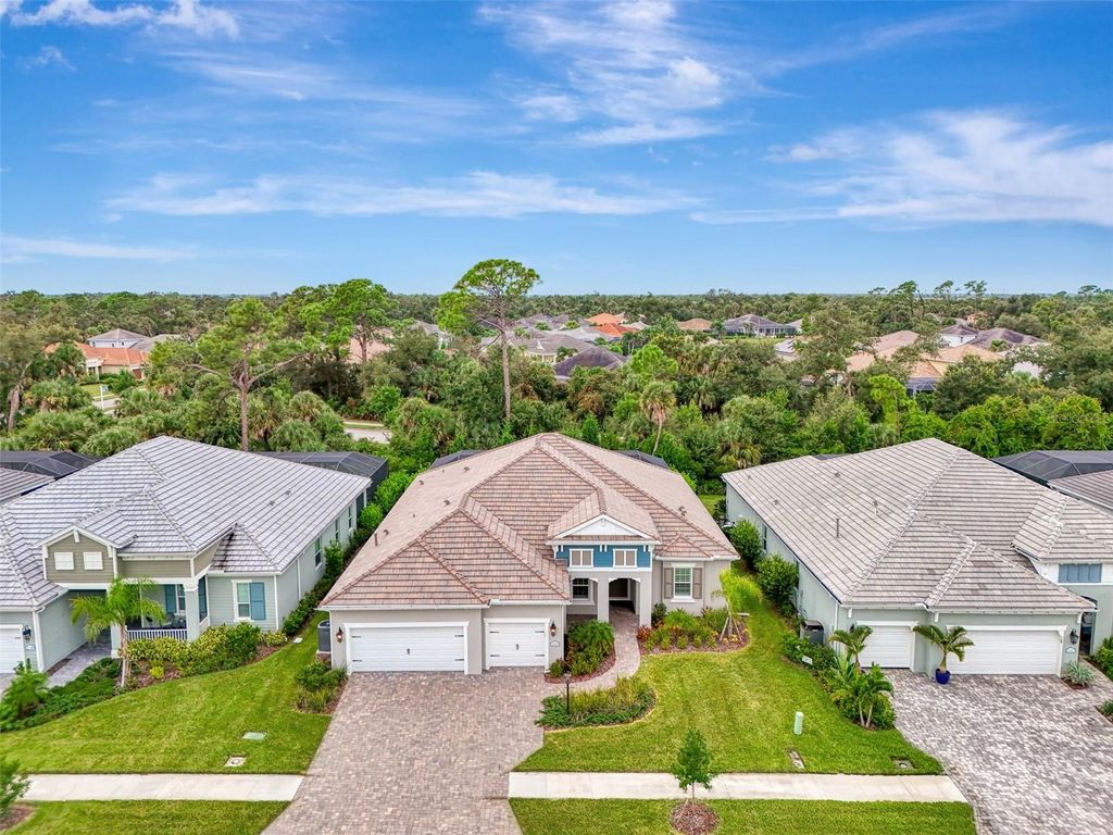 Photo of 21353 Holmes Circle, Venice, FL 34293 (MLS # A4665568)