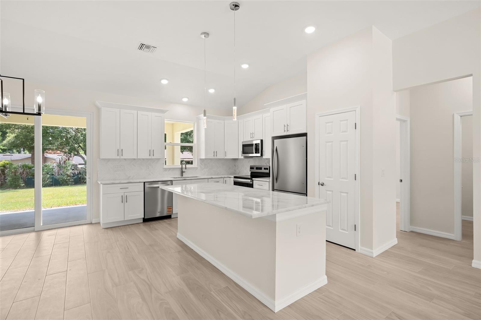 PLANTATION ESTATES UNIT 05 - Residential