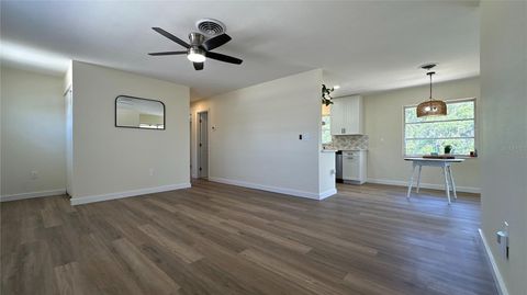 Single Family Residence in ENGLEWOOD FL 460 CREEK LANE DRIVE 31.jpg