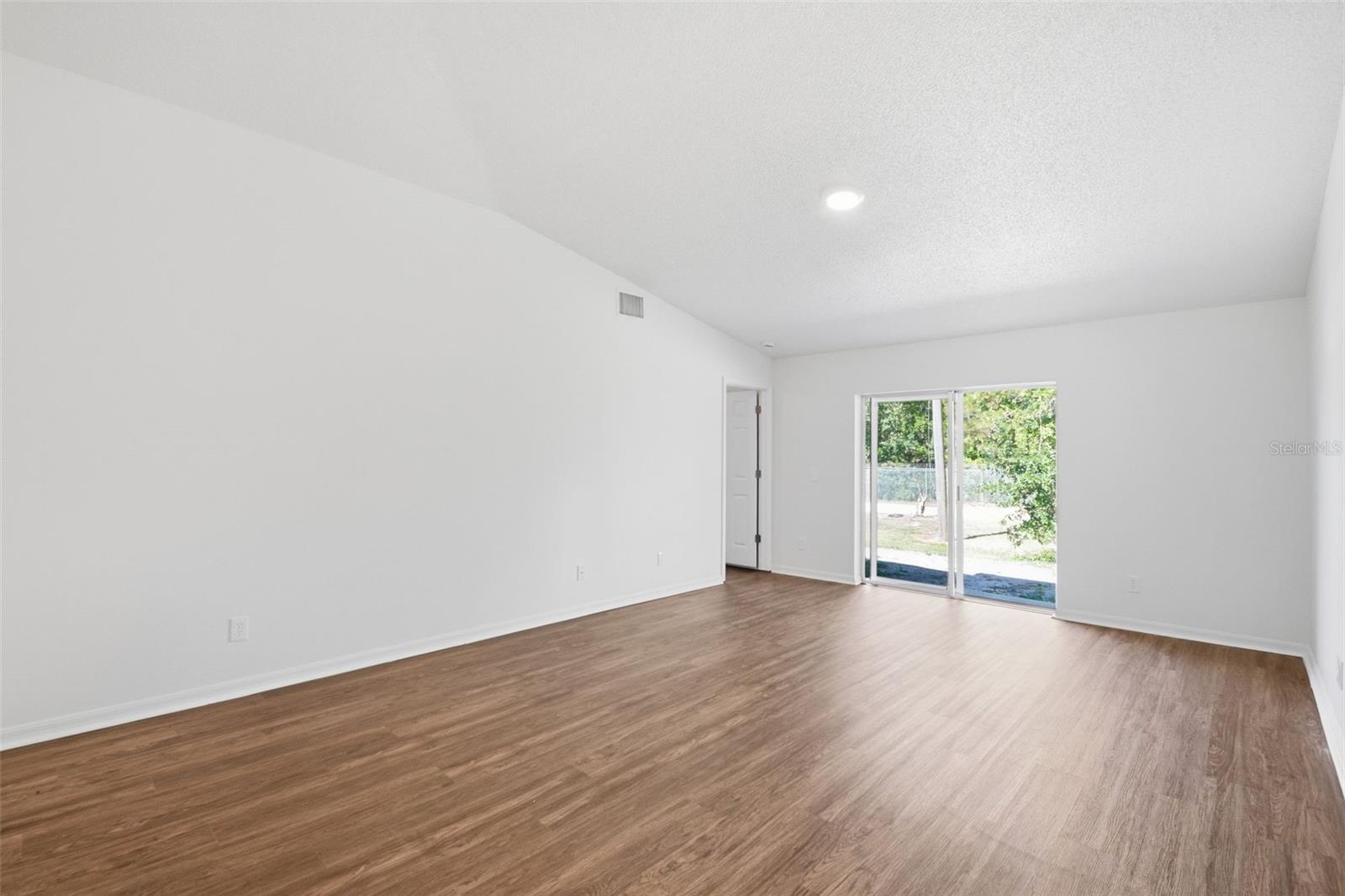 SUMMERFIELD VILLG 1 TRCT 38 - Residential