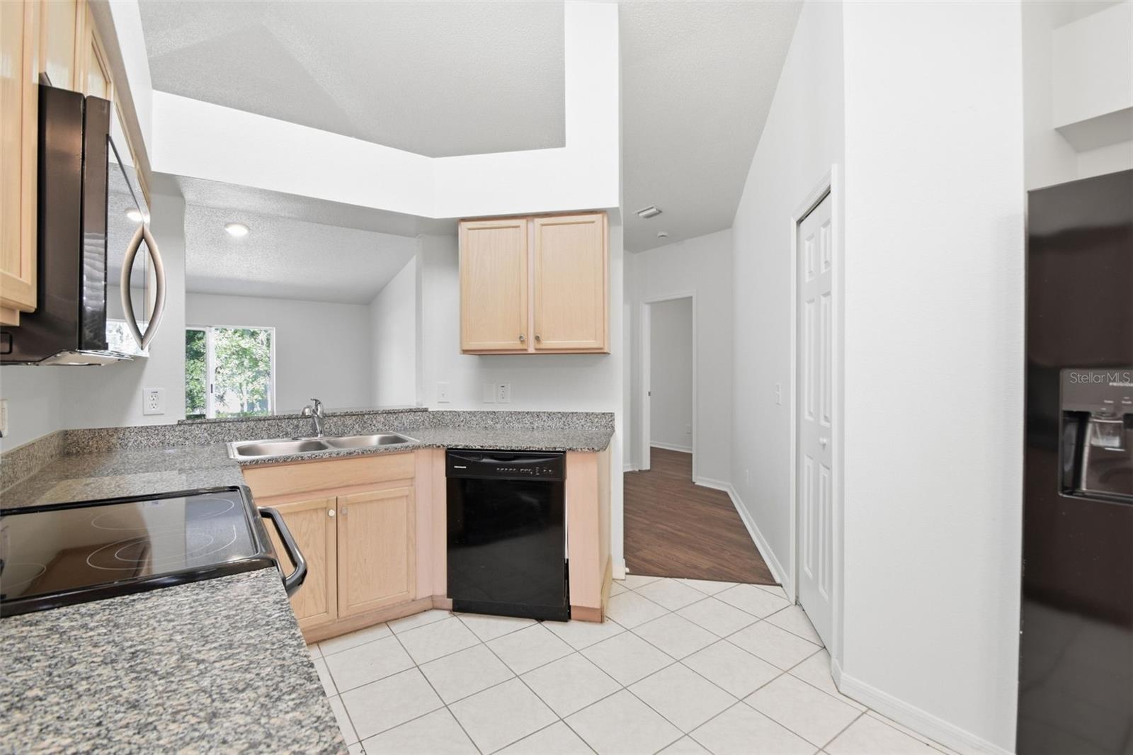 SUMMERFIELD VILLG 1 TRCT 38 - Residential