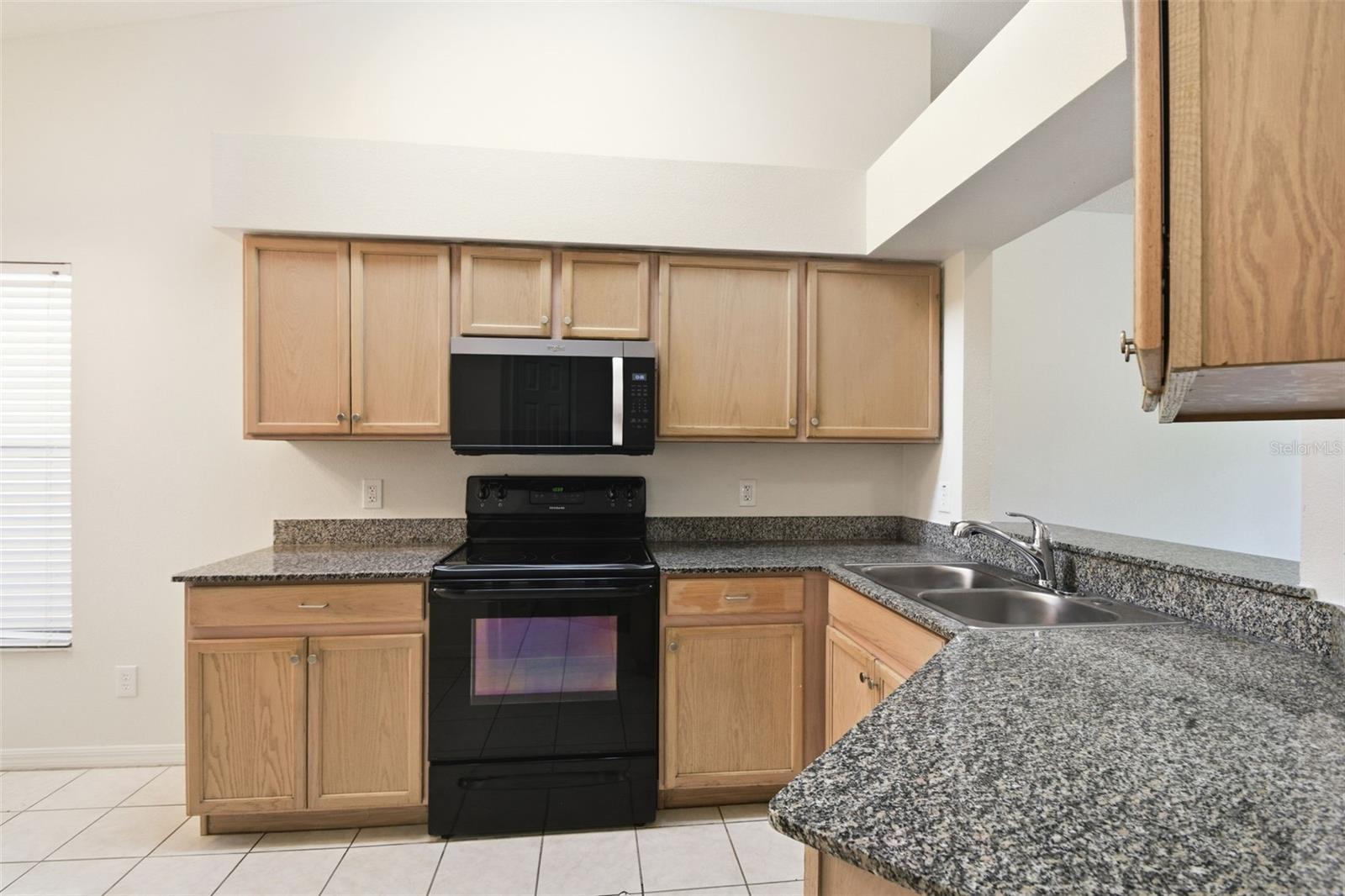 SUMMERFIELD VILLG 1 TRCT 38 - Residential