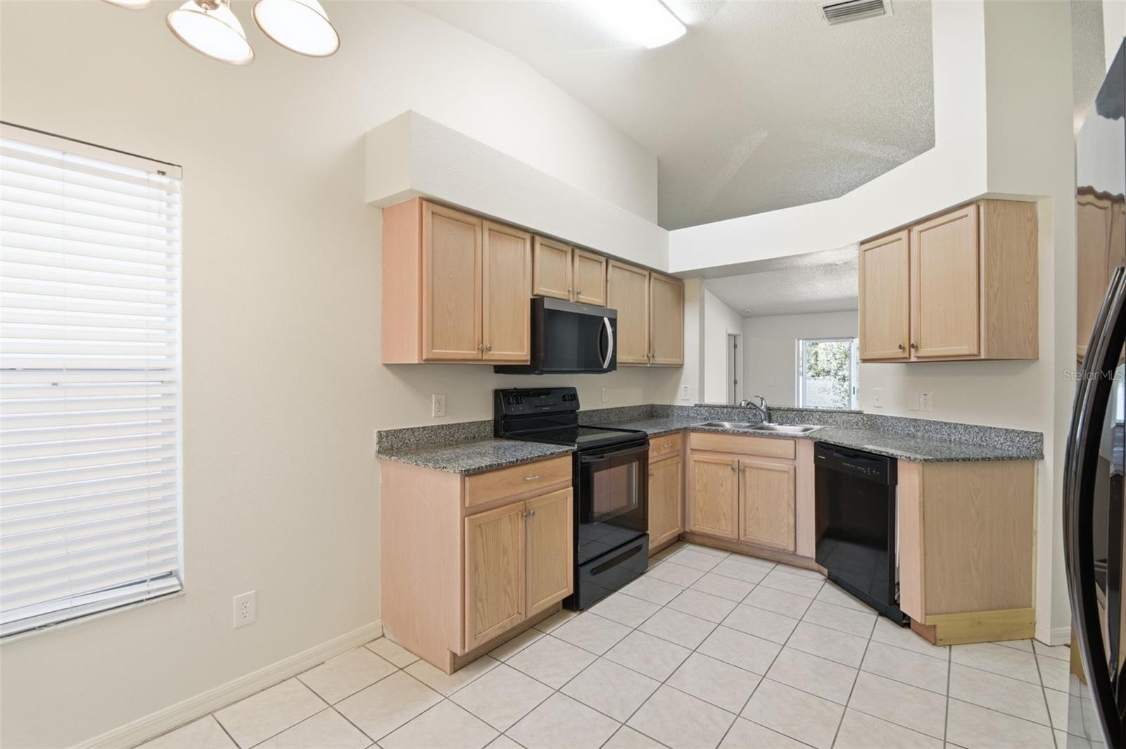 SUMMERFIELD VILLG 1 TRCT 38 - Residential