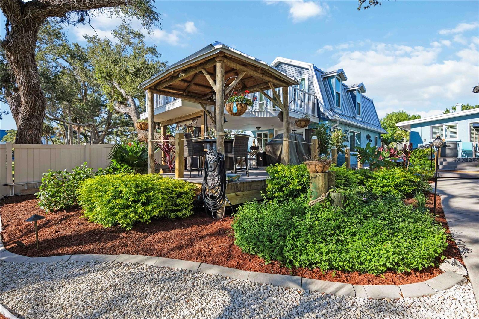 SUNSET BAY - Residential Lease