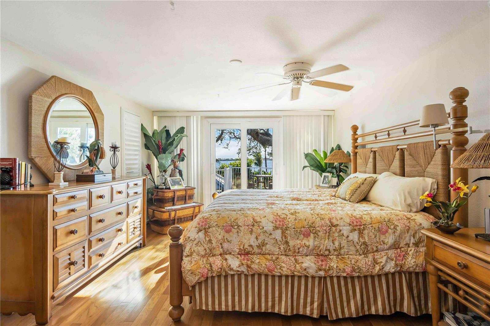 SUNSET BAY - Residential Lease