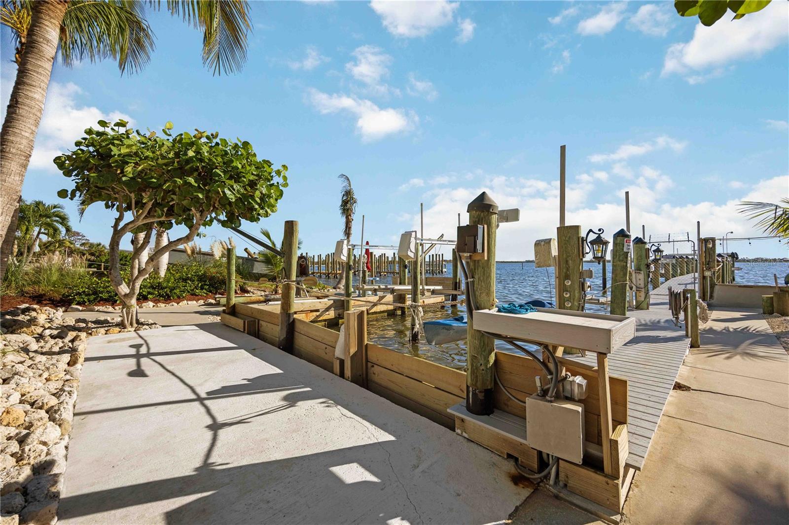 SUNSET BAY - Residential Lease