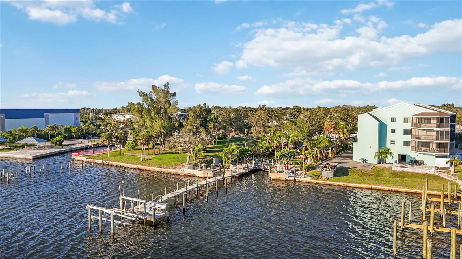 SUNSET BAY - Residential Lease