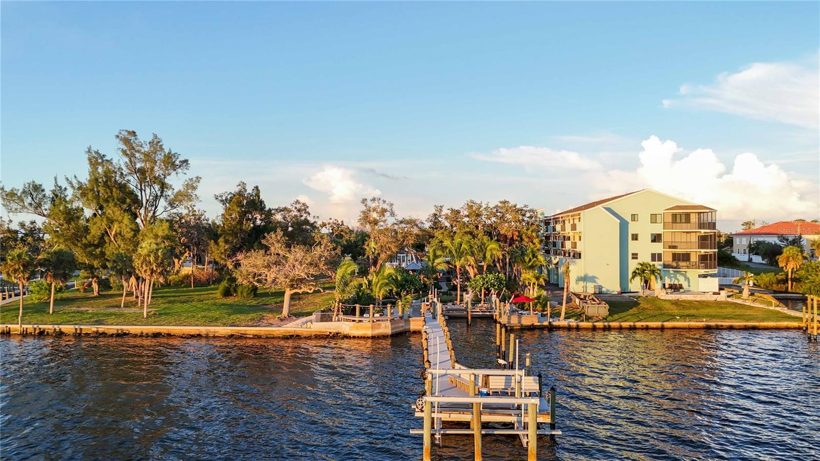 SUNSET BAY - Residential Lease