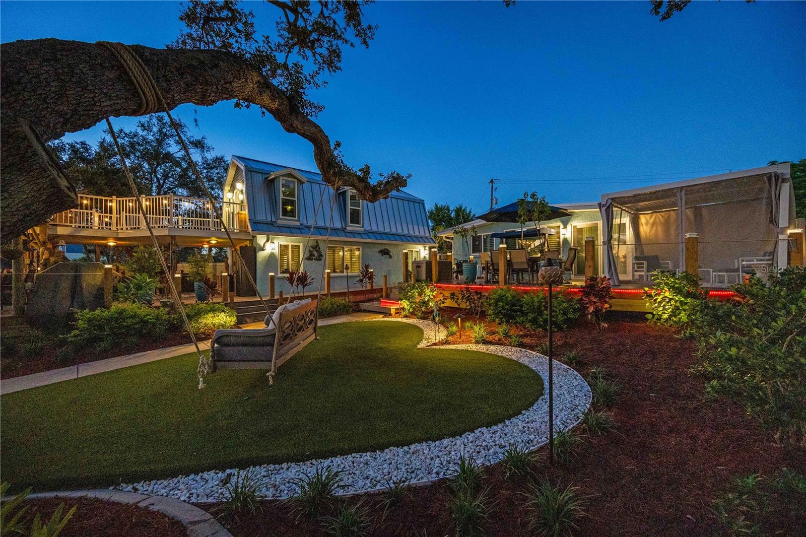 SUNSET BAY - Residential Lease