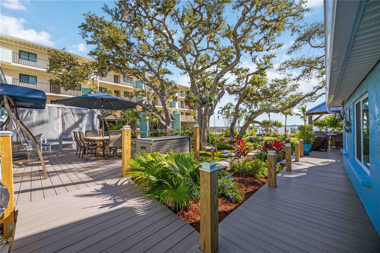 SUNSET BAY - Residential Lease