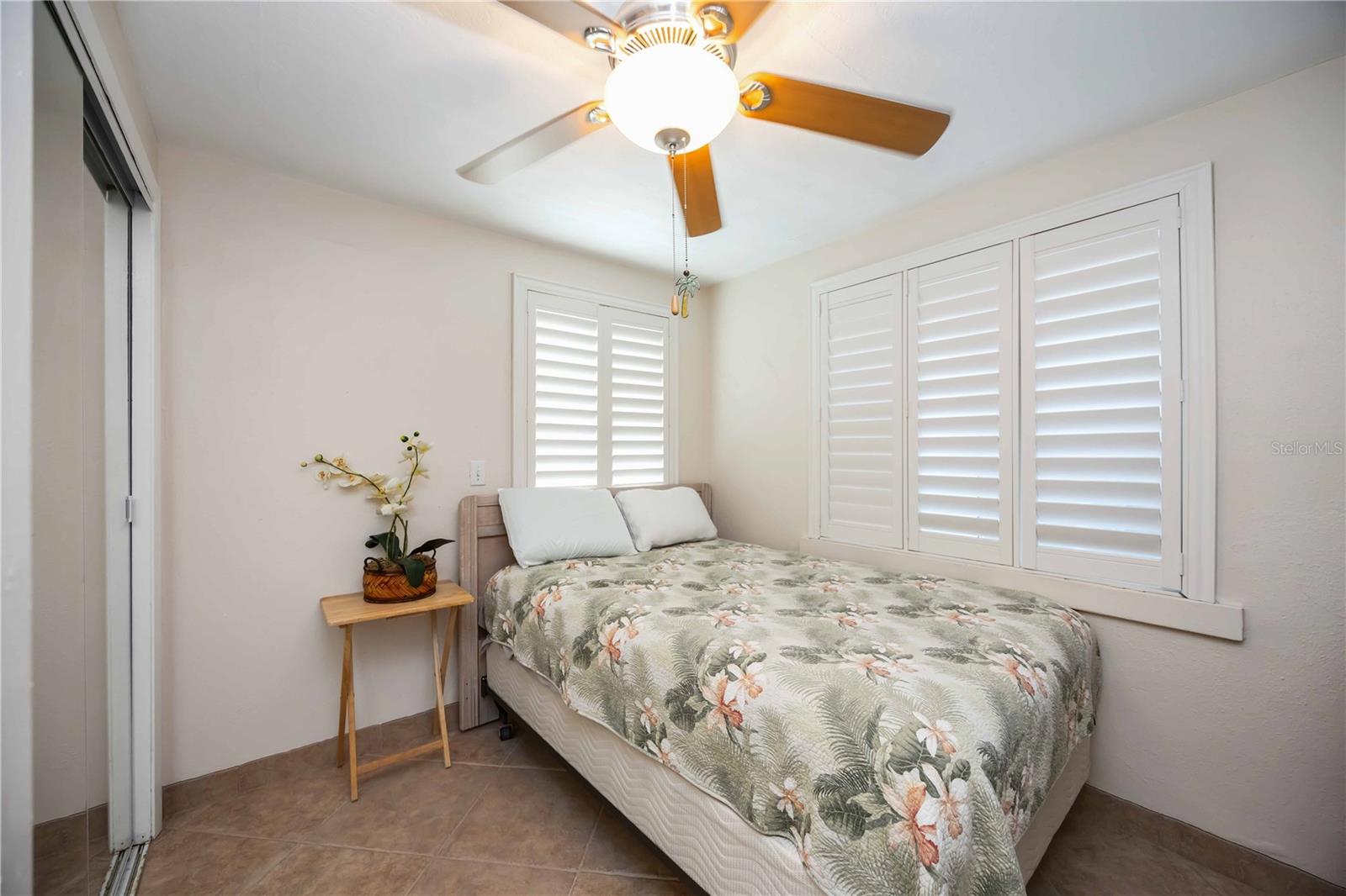 SUNSET BAY - Residential Lease