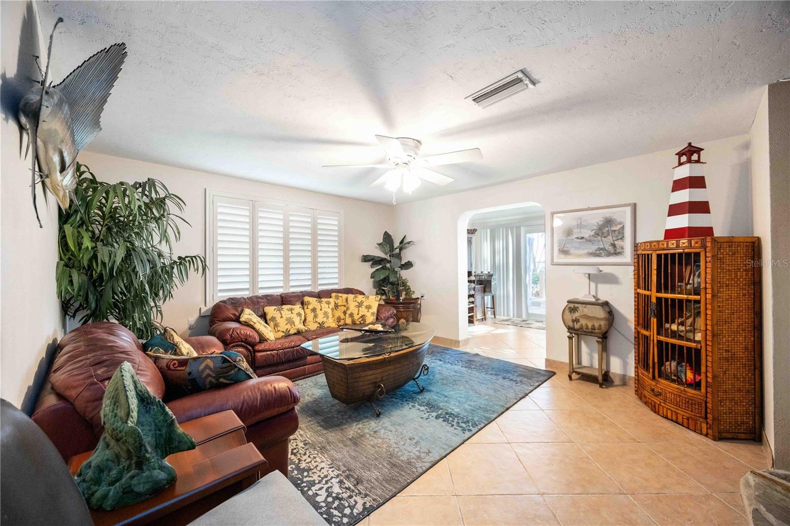 SUNSET BAY - Residential Lease