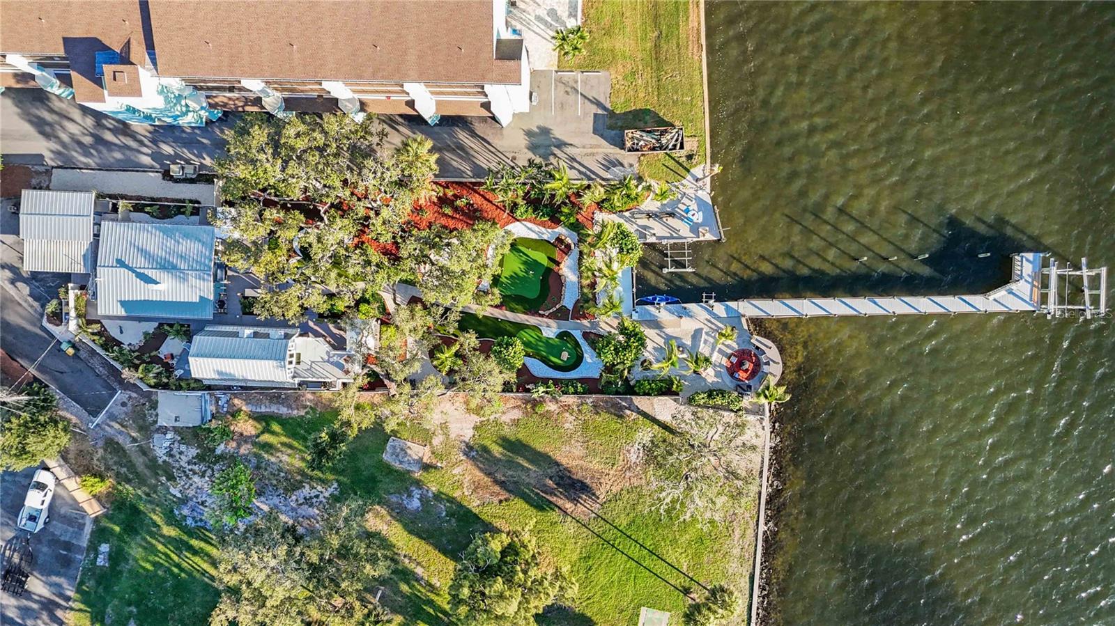 SUNSET BAY - Residential Lease