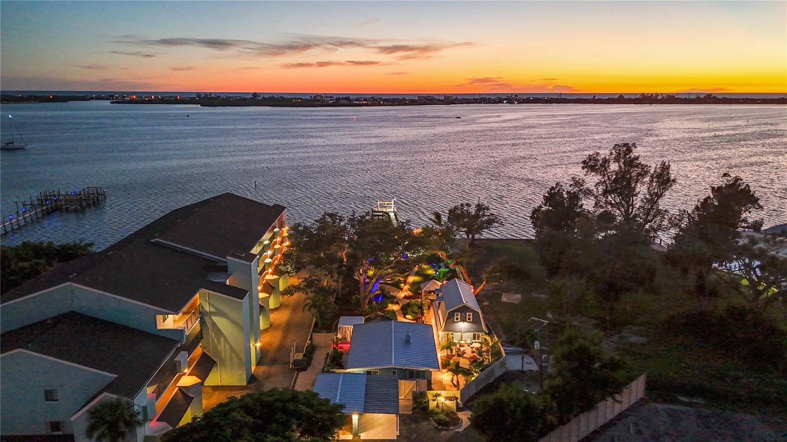 SUNSET BAY - Residential Lease