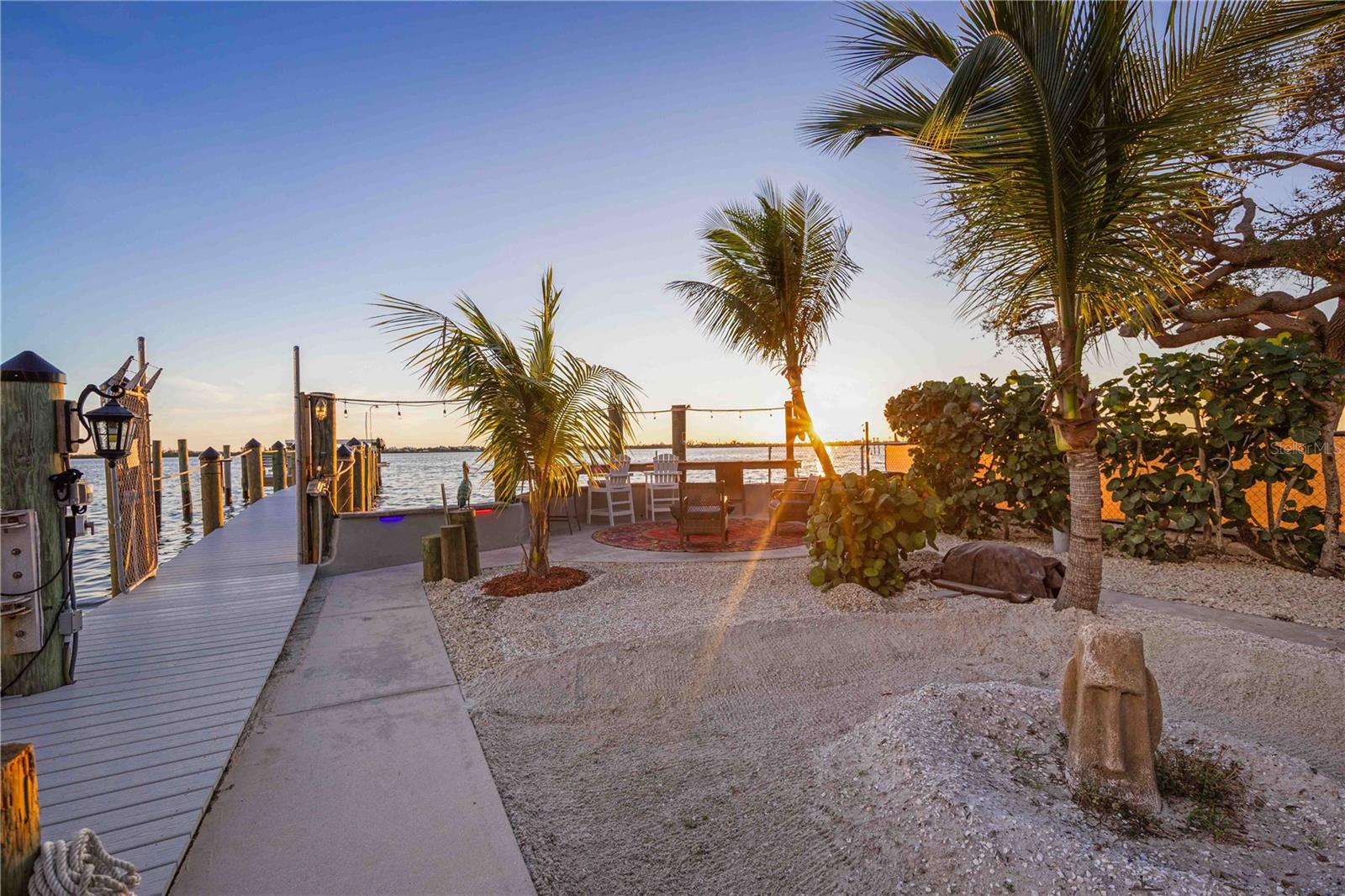 SUNSET BAY - Residential Lease