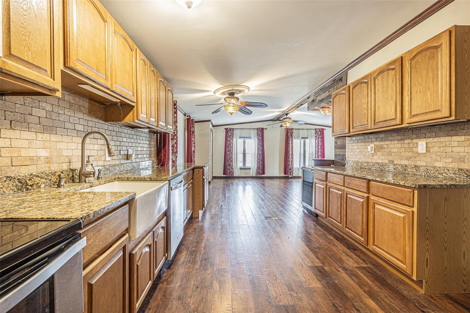 TIMBER LAKE ESTATES - Residential