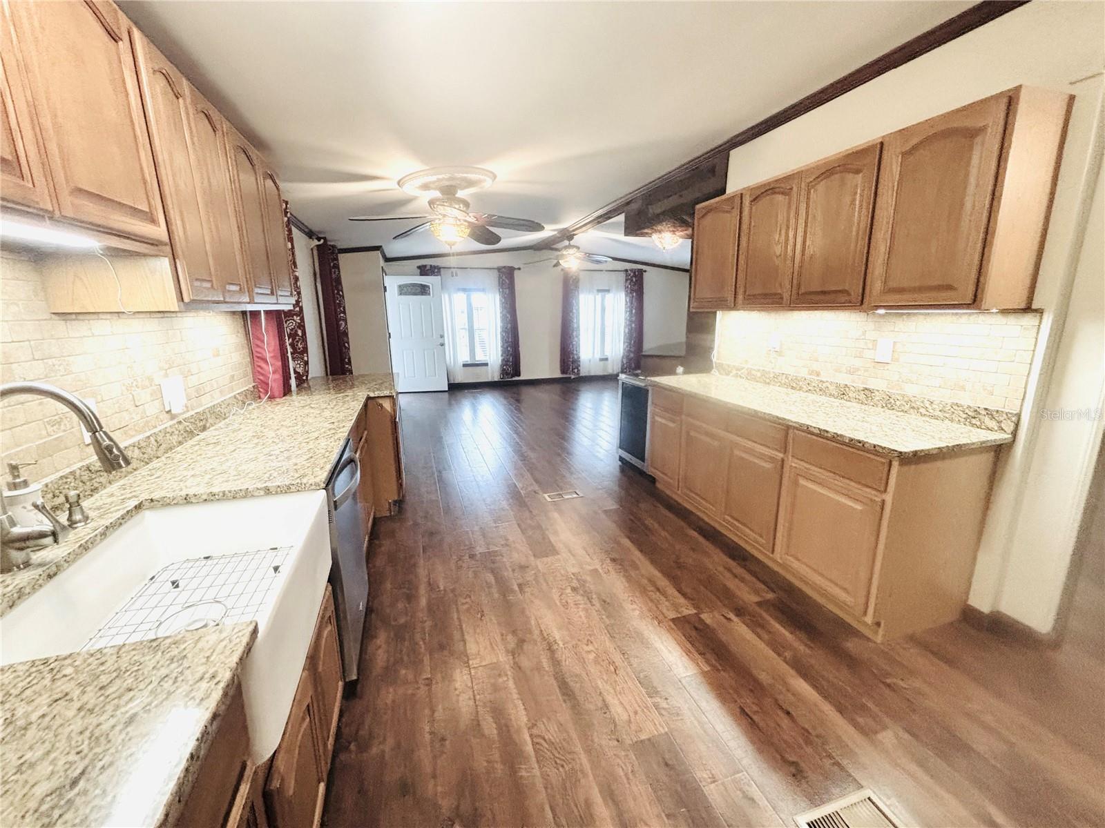 TIMBER LAKE ESTATES - Residential