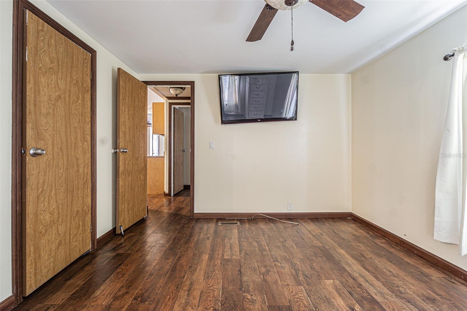 TIMBER LAKE ESTATES - Residential