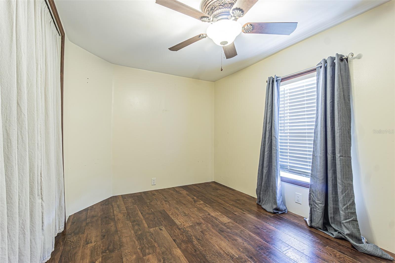 TIMBER LAKE ESTATES - Residential