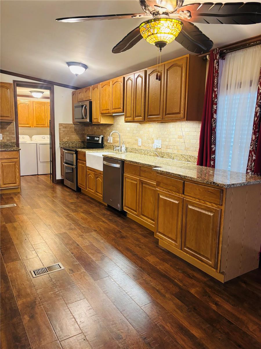 TIMBER LAKE ESTATES - Residential