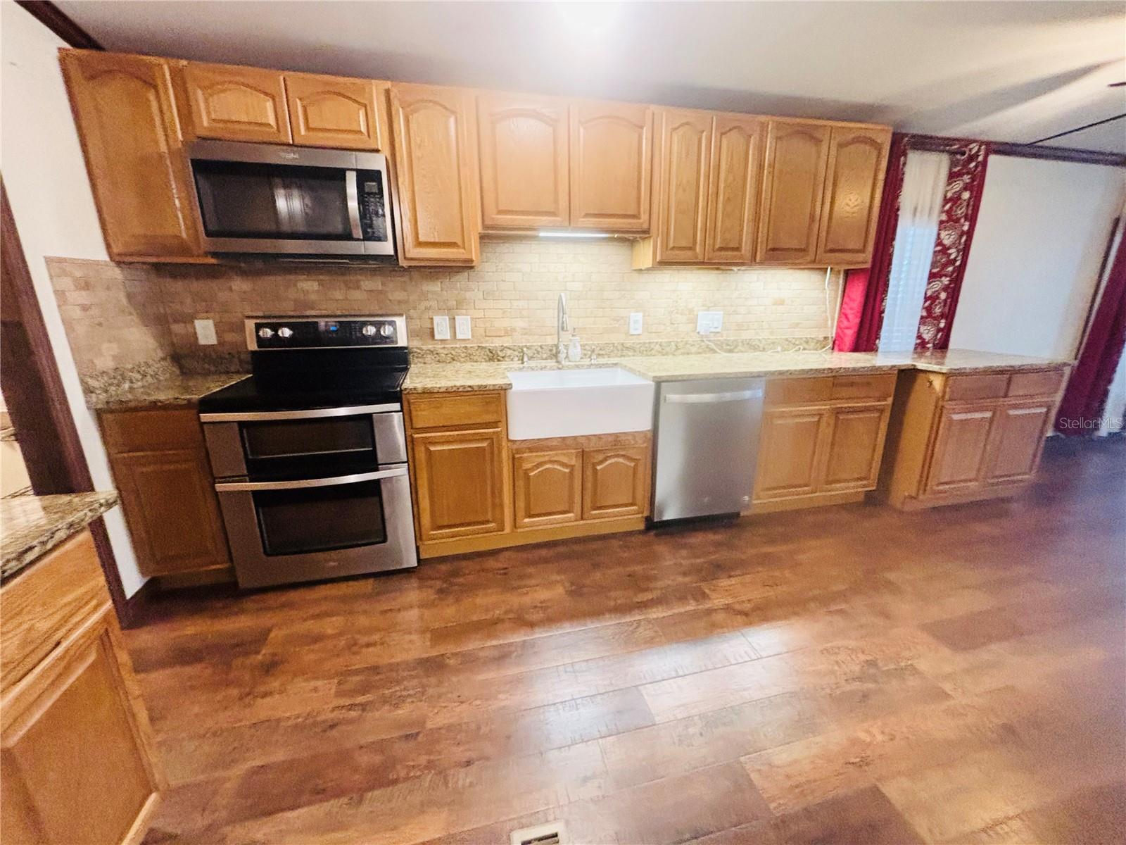 34445 COUNTRYSIDE DRIVE