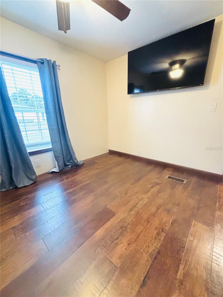 TIMBER LAKE ESTATES - Residential