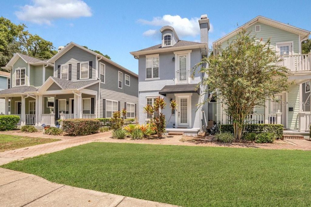 Photo of 11 N Forest Avenue #3, Orlando, FL 32803 (MLS # O6405116)