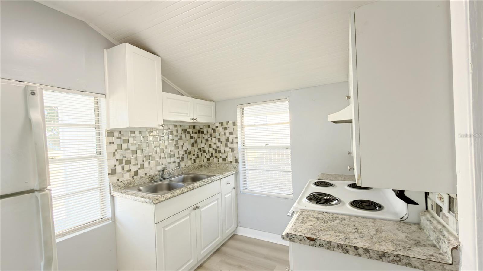 SULPHUR SPGS ADD - Residential