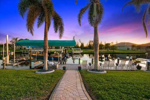 A home in PORT CHARLOTTE