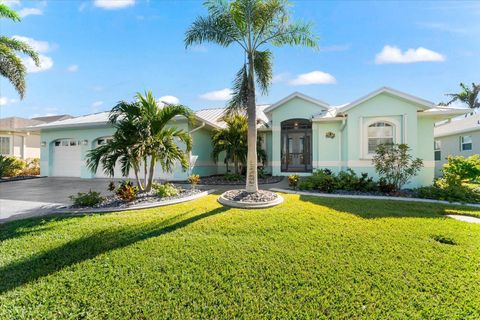 A home in PORT CHARLOTTE