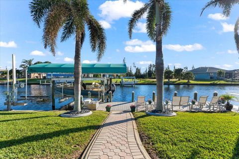 A home in PORT CHARLOTTE