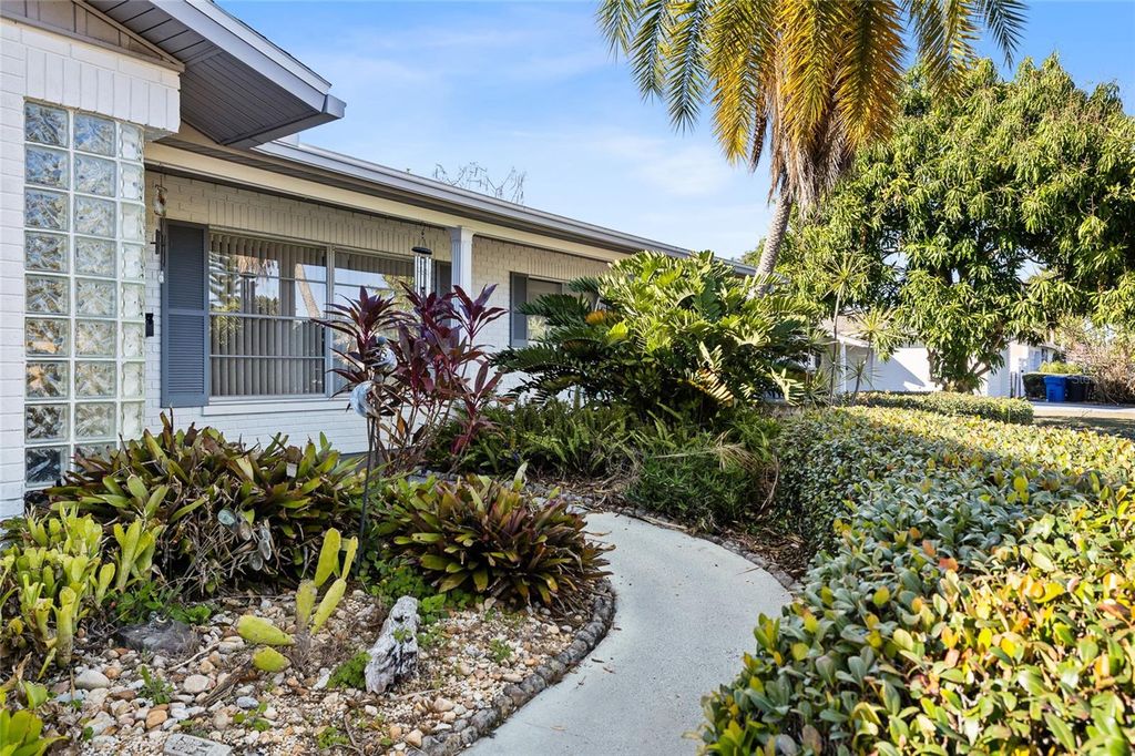 Photo of 6801 15th Street S, St Petersburg, FL 33705 (MLS # TB8467372)