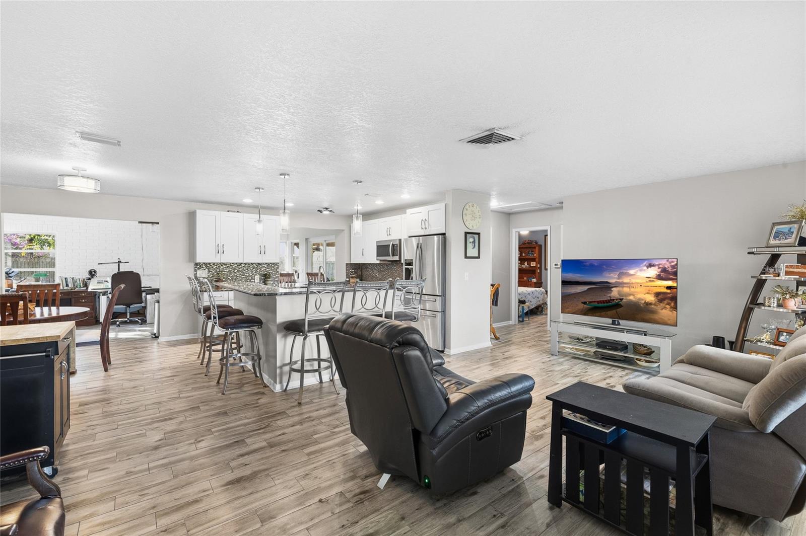 POINT PINELLAS HEIGHTS - Residential