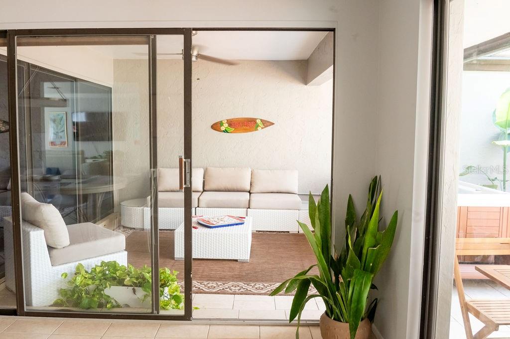 GLEN OAKS MANOR HOMES PHASE 1 - Residential Lease