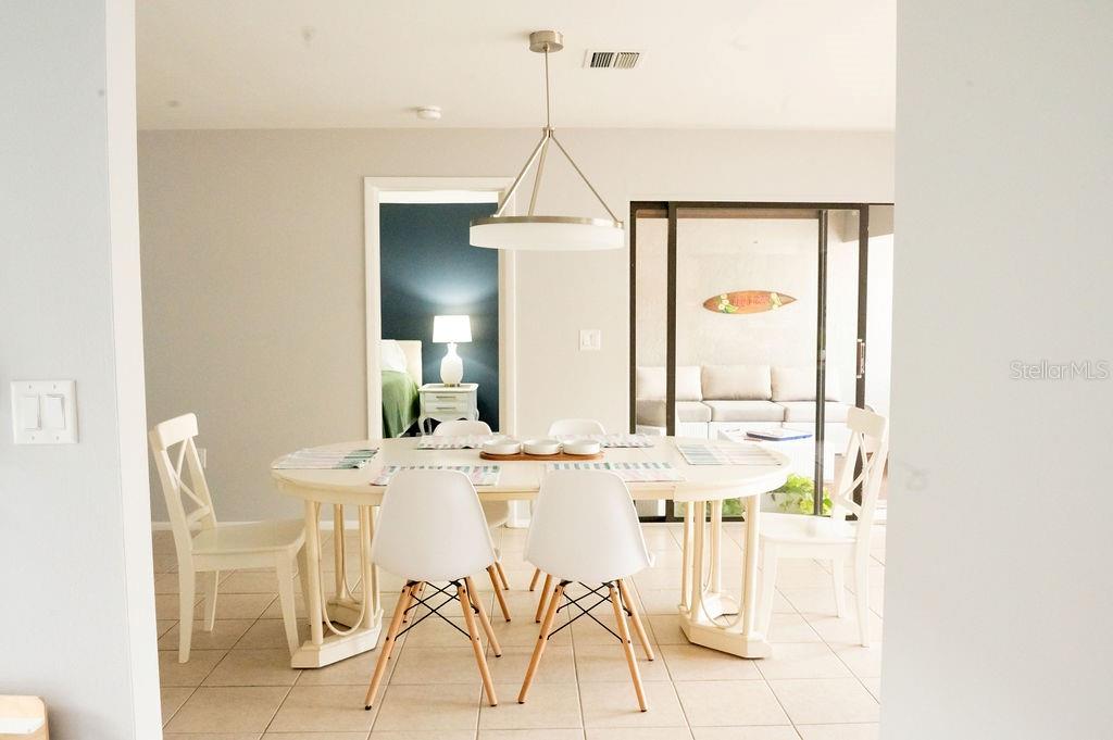 GLEN OAKS MANOR HOMES PHASE 1 - Residential Lease