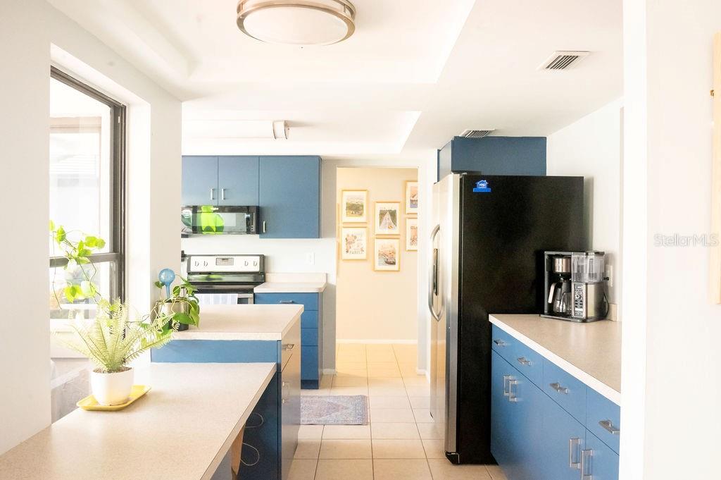 GLEN OAKS MANOR HOMES PHASE 1 - Residential Lease