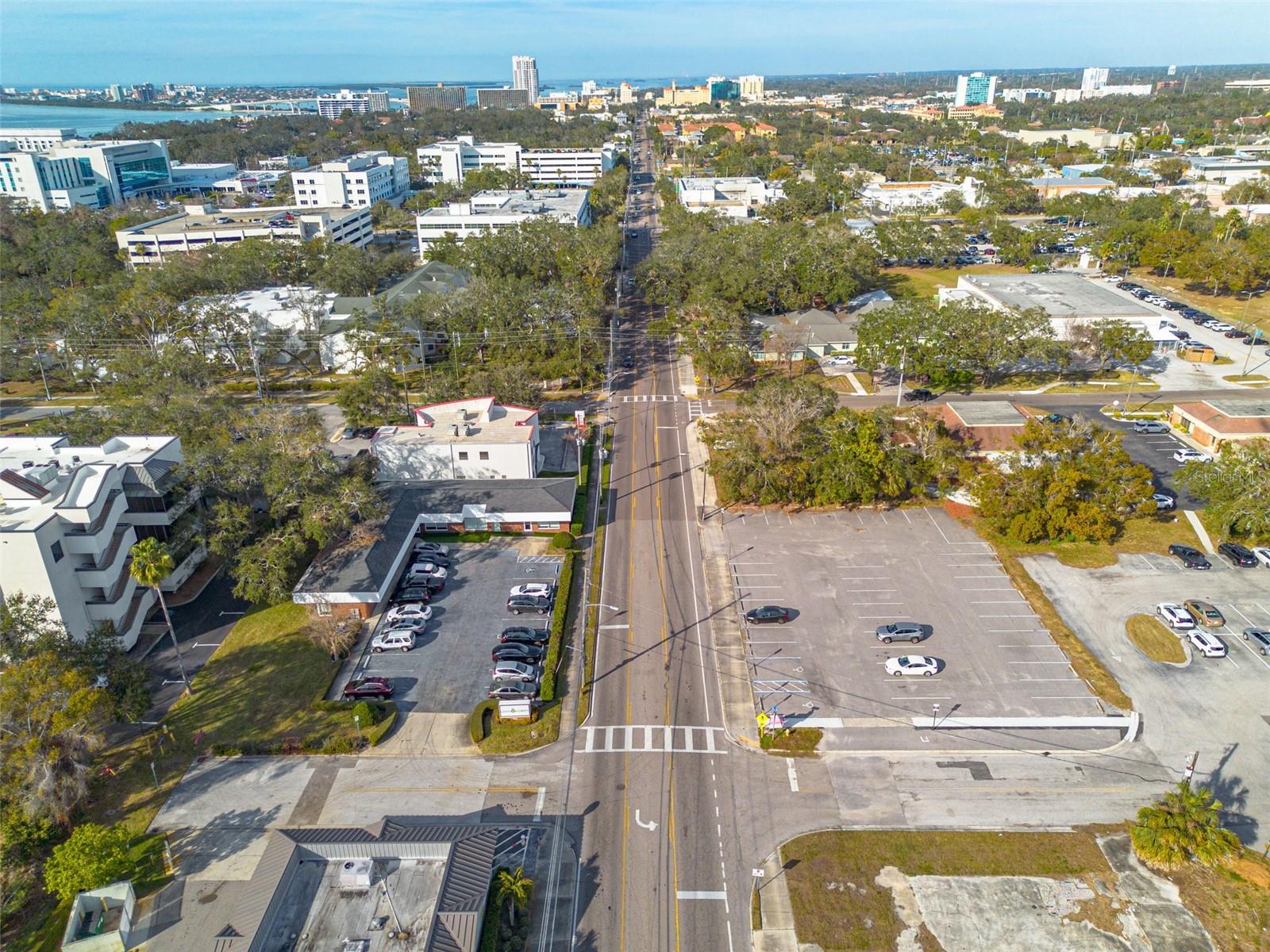 BELLEAIR - Commercial Sale