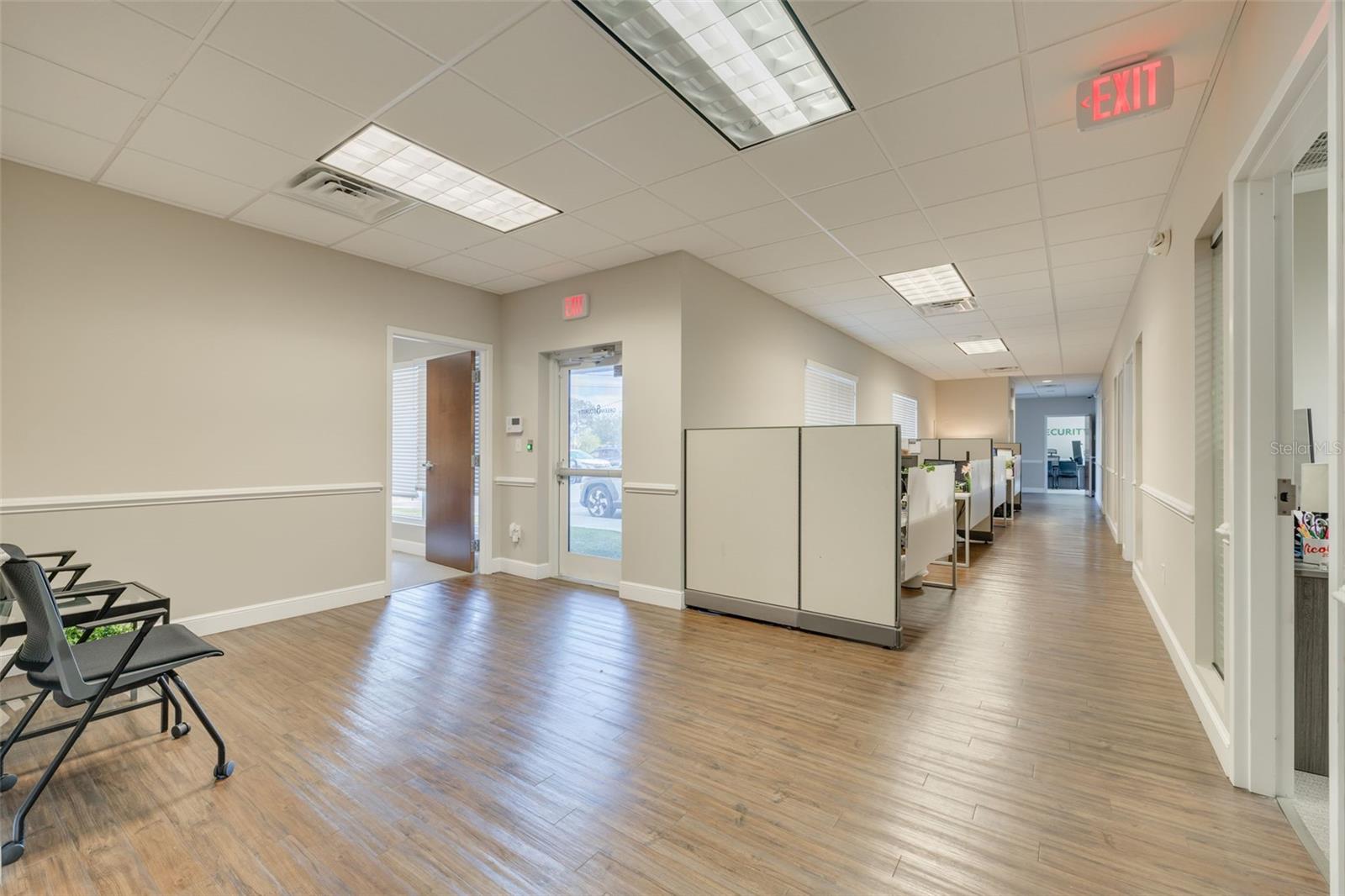 BELLEAIR - Commercial Sale