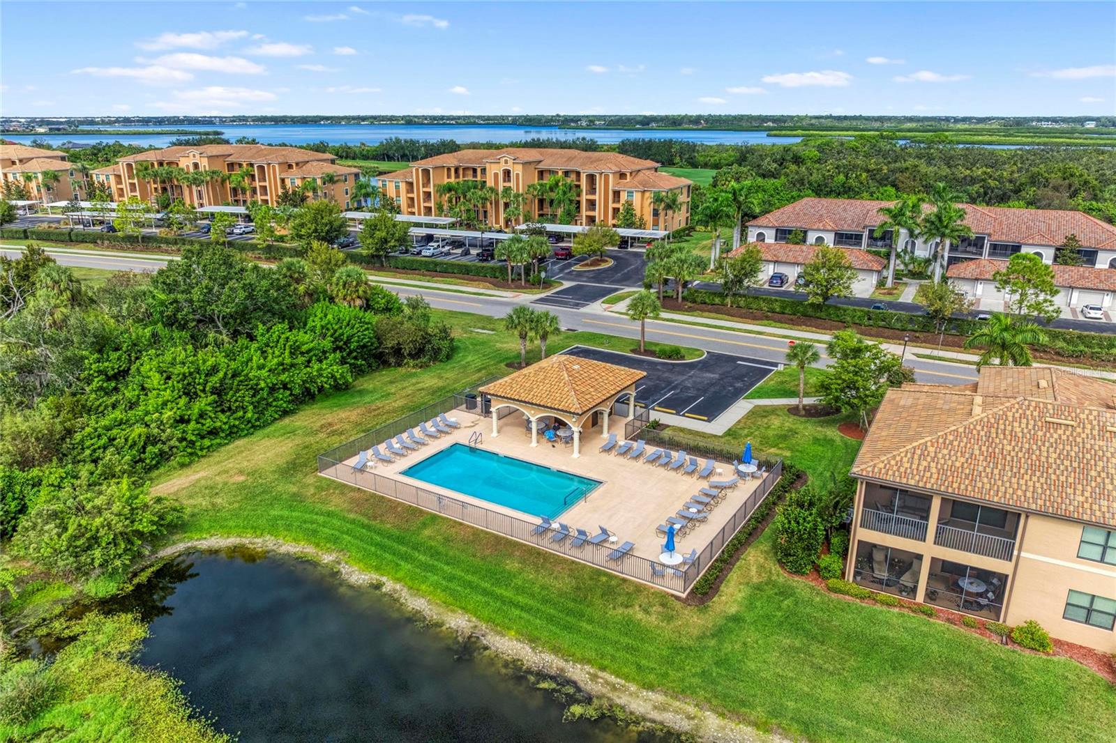 RIVER STRAND - Residential