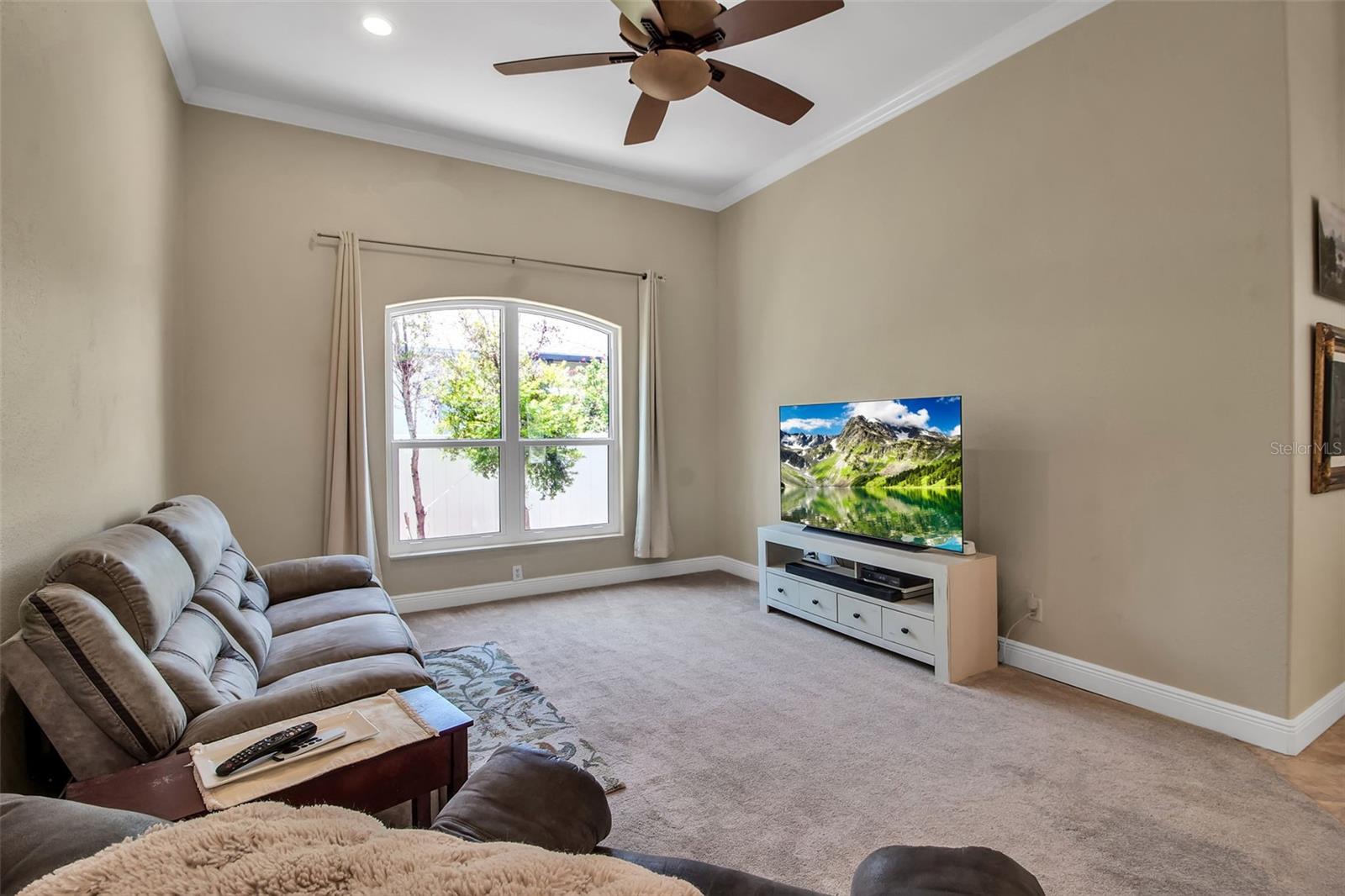 SOUTH VENICE - Residential