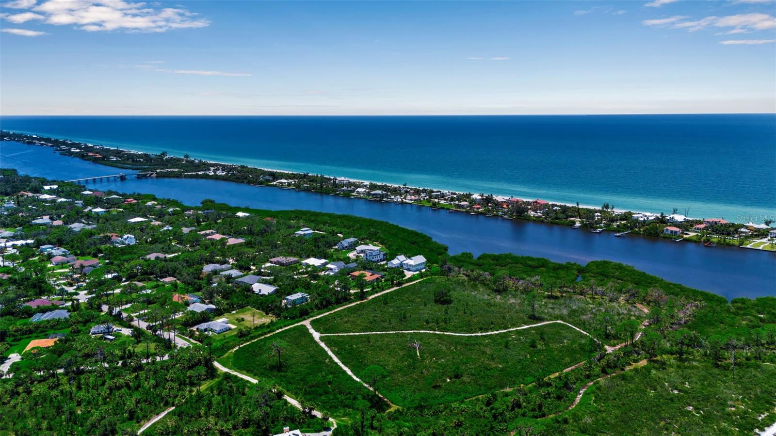 SOUTH VENICE - Residential