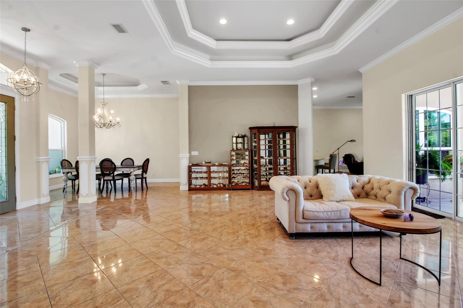 SOUTH VENICE - Residential