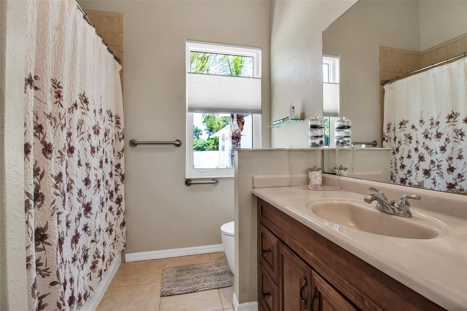 SOUTH VENICE - Residential