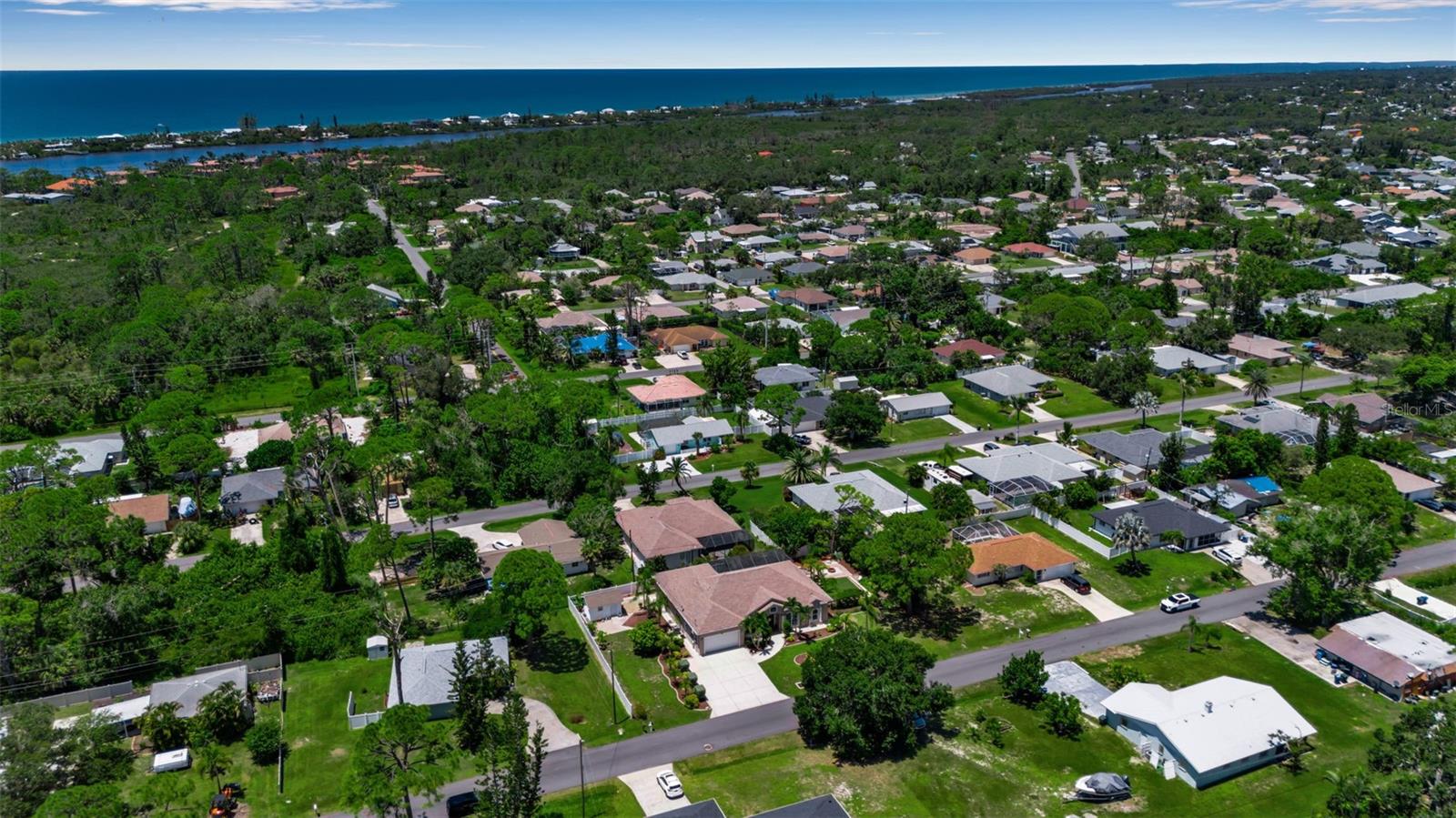 SOUTH VENICE - Residential