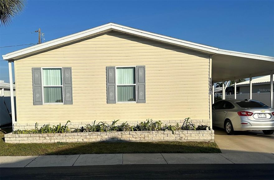 Estate Sale! Hurry to See this Resort Inspired Haven in the Popular, 55+, 5 Star Fun Resident Owned Community of Lake Seminole Resort! See this 1100 Sq. Ft. 2002, Jacobsen Custom Ordered Model Home, with inviting & Spacious 2 bedrooms, 2 baths, and convenient Laundry Room, with plenty of storage & extras to see! All open Living Area, with large Island Breakfast Bar to enjoy! Upgraded Drywall interior with rounded wall edges, Cathedral Ceilings, and spacious Master Bedroom Suite,  Double sinks, including a Garden Tub/Shower Combo! Updated Shingle Roof 5/22, Water Heater '22, and Central Air/Heat Unit '20! This is an excellent buy, for a newer model home, with just needing a new coat of paint, and new floor covering! Do not miss this one! This Lovely & Active Resident Owned Community is located right on the beautiful Lake Seminole, with only minutes to the beaches, golf courses, airports, VA Hospital, Shopping, and all you need! Cash Only! Small pet ok! Hurry to See!  Asking $185,900., includes the $55k share. $204. mo. maintenance. fee!