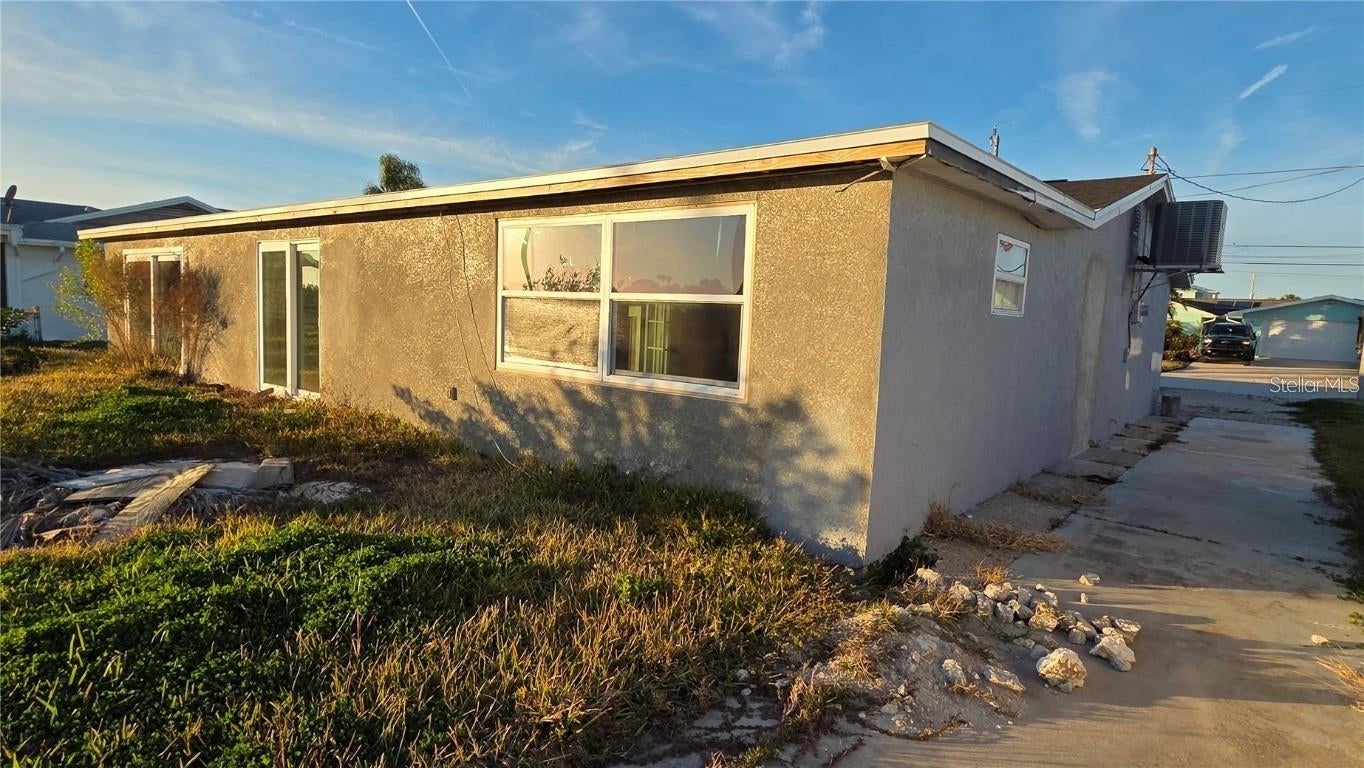 4020 HEADSAIL DRIVE