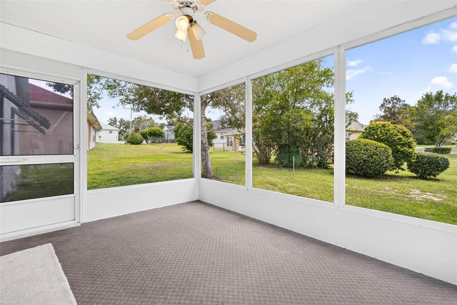 660 W SUNSET STRIP DRIVE