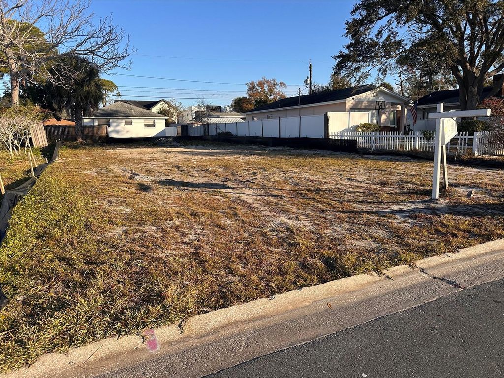 Photo of 1743 New Hampshire Avenue NE, St Petersburg, FL 33703 (MLS # TB8473635)