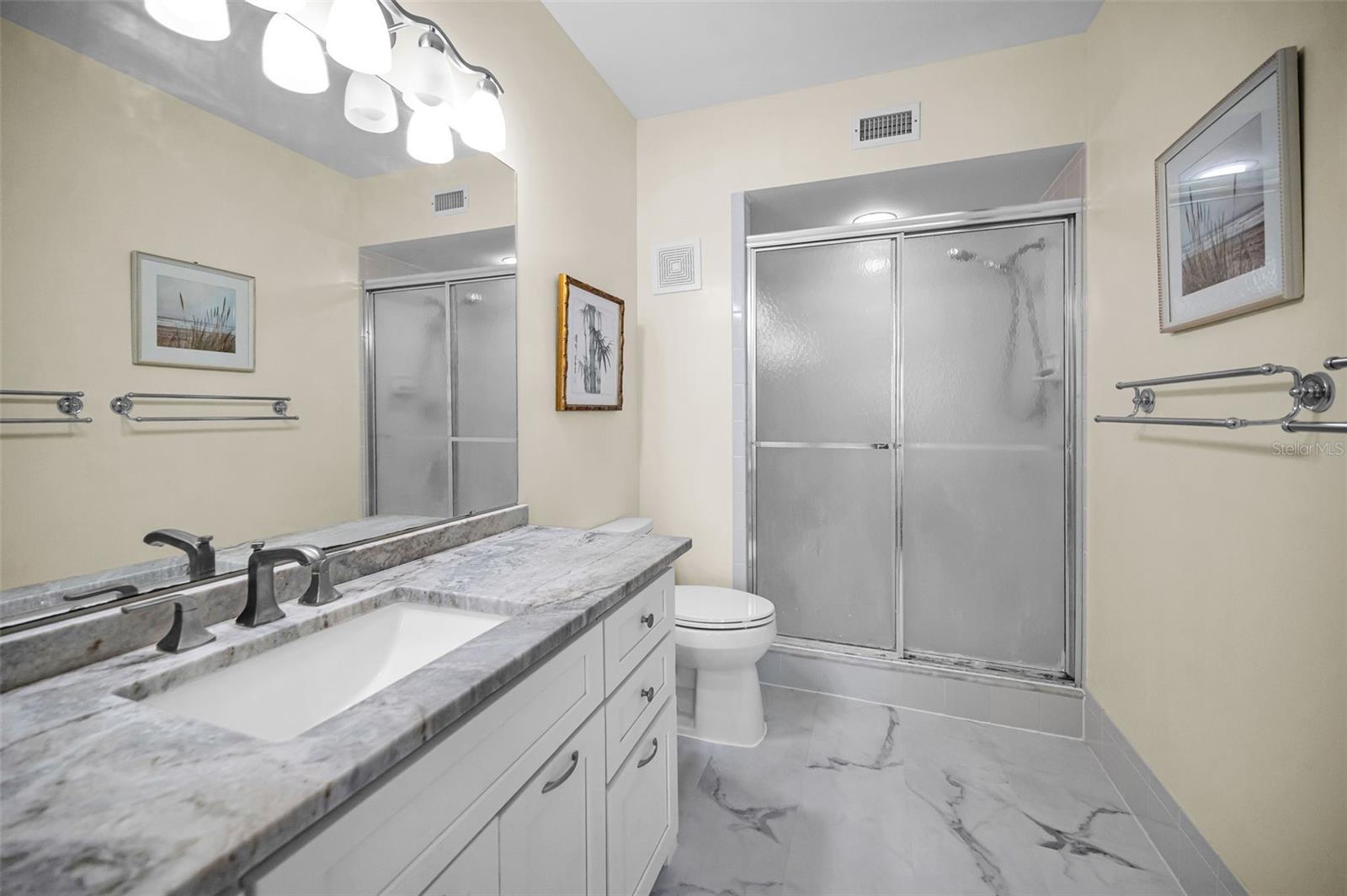 ON TOP OF THE WORLD - Residential