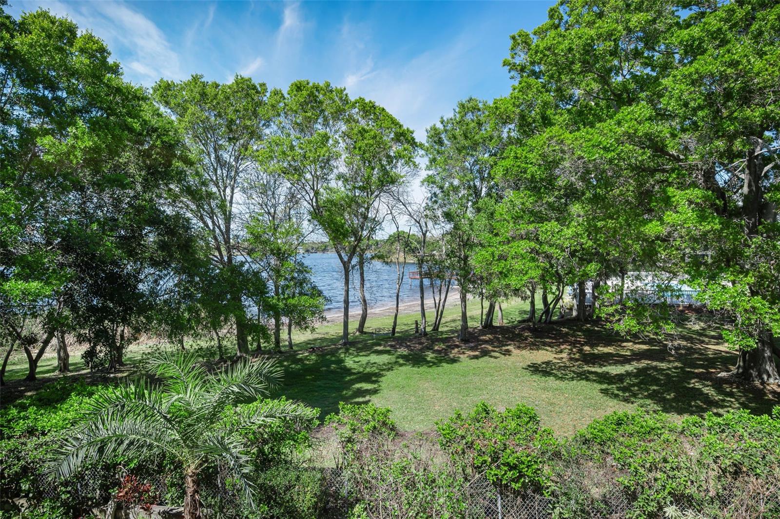 ON TOP OF THE WORLD - Residential